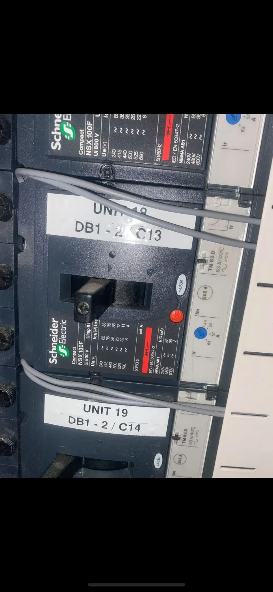 Emergency electrician attending a fault in Tunbridge Wells